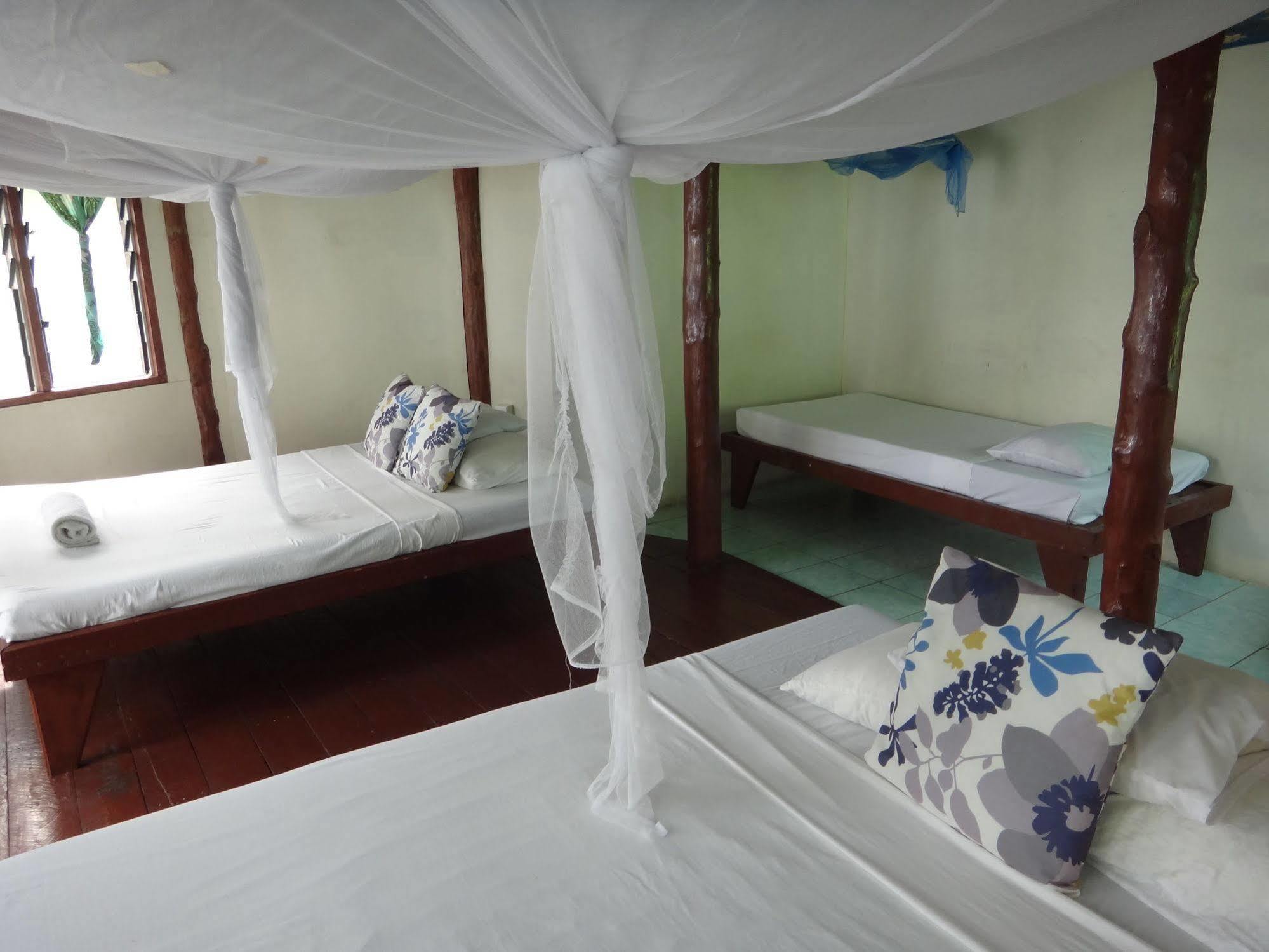 Vaimoana Seaside Lodge Savai'i Island Exteriör bild