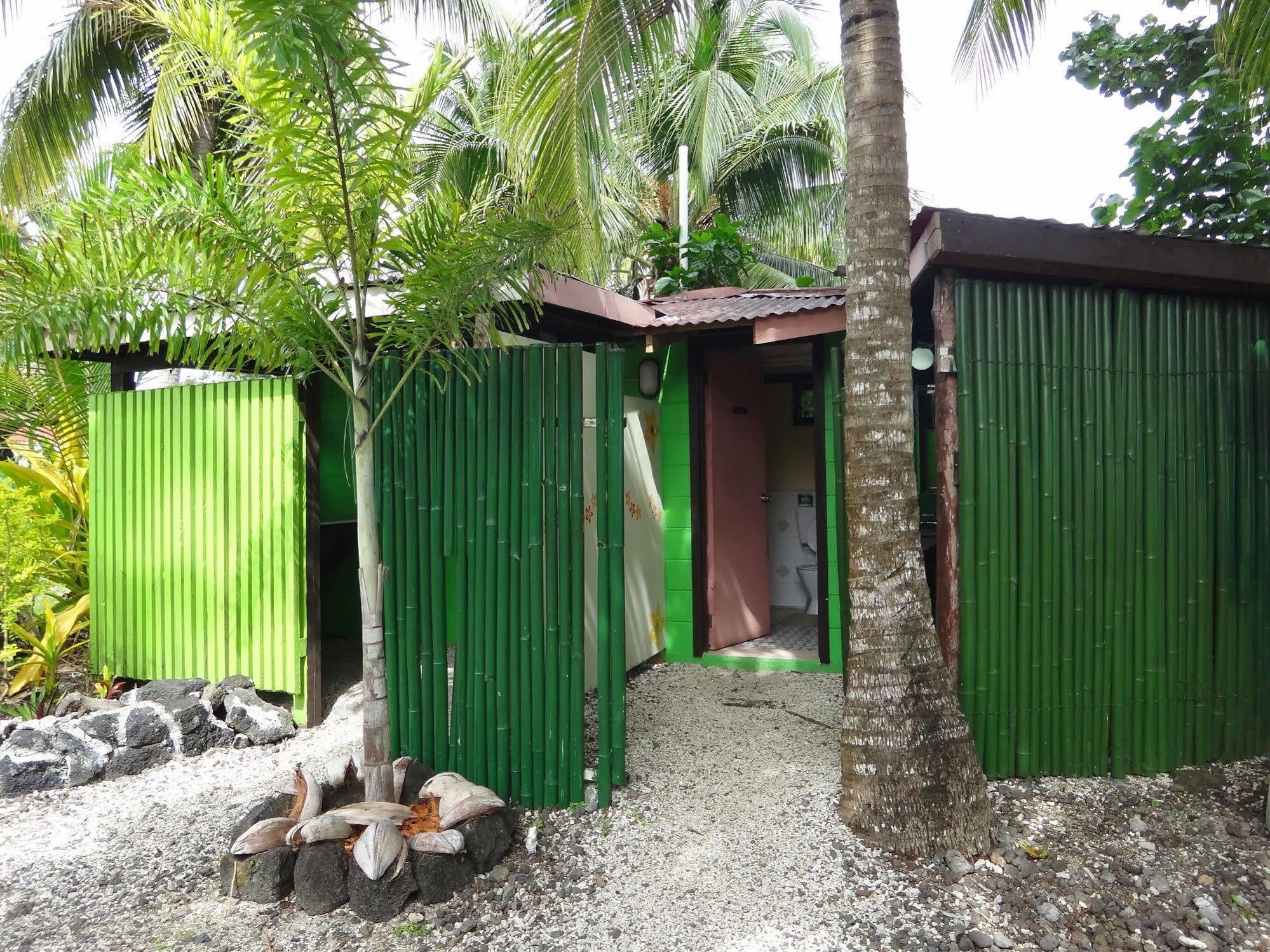 Vaimoana Seaside Lodge Savai'i Island Exteriör bild