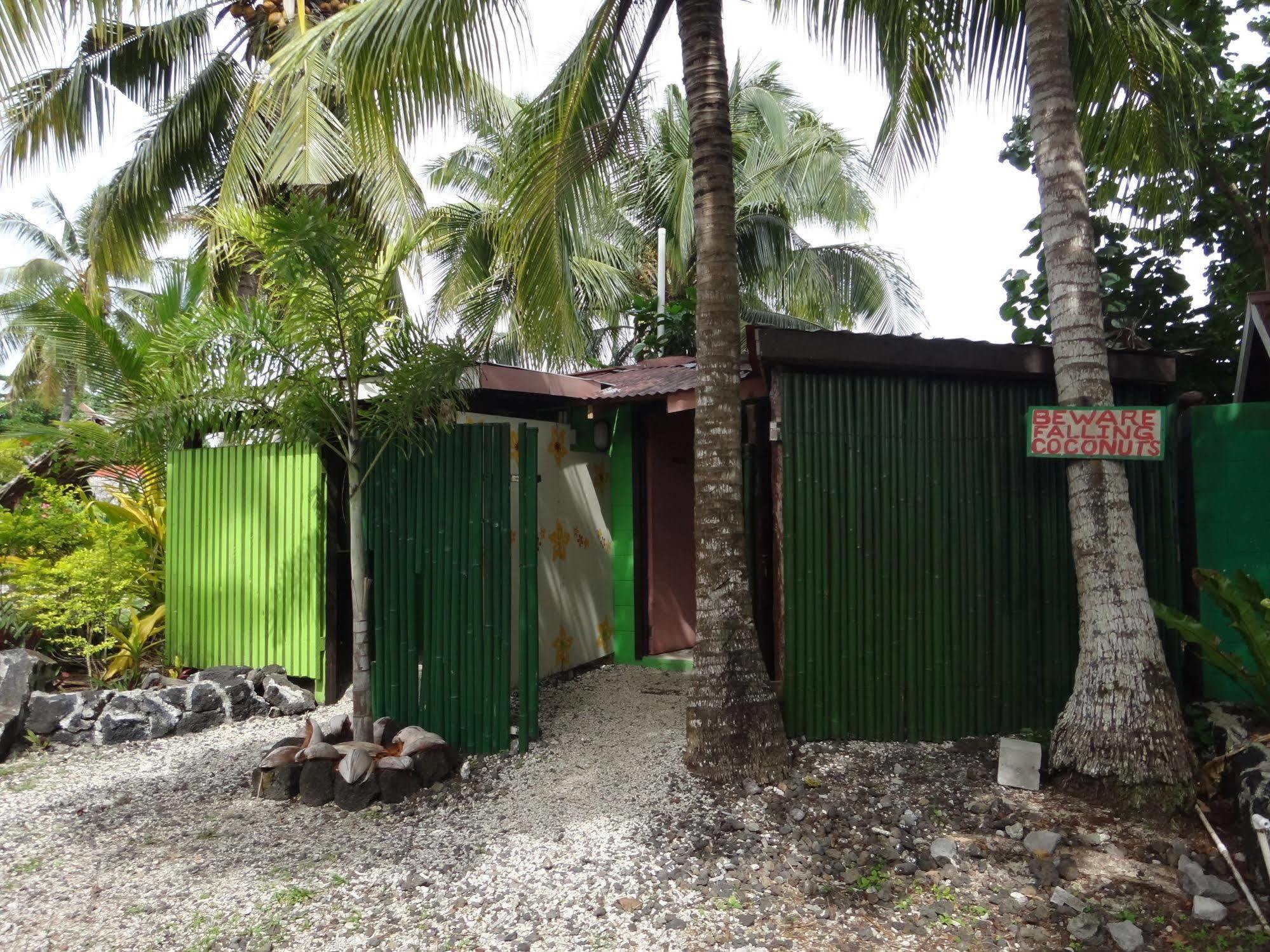 Vaimoana Seaside Lodge Savai'i Island Exteriör bild